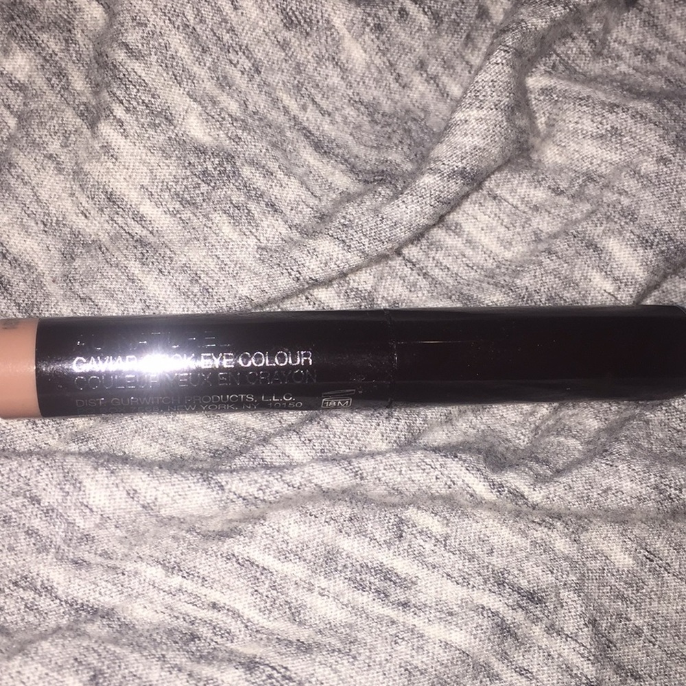Eyeshadow pencil